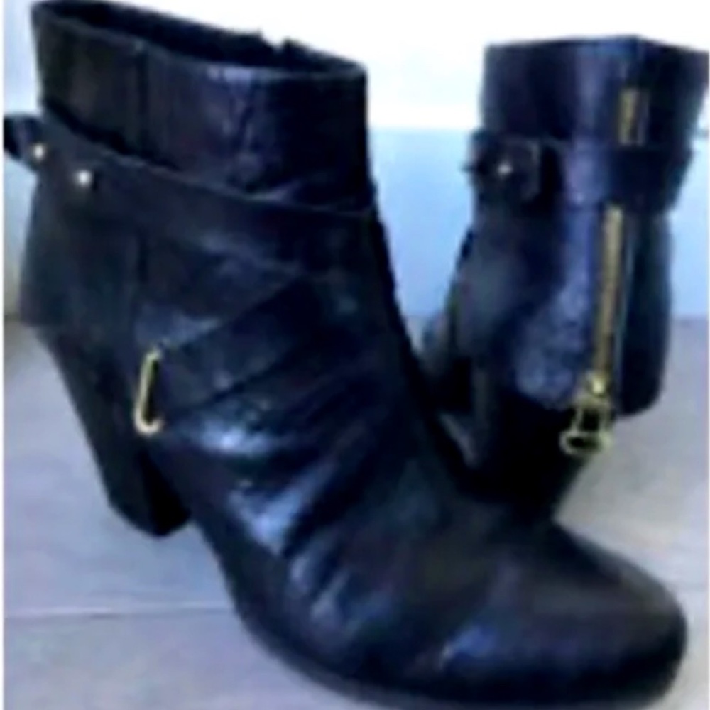 Real Leather Borne Black Leather Boots Metal Gold Zippers High Quality Worn Care